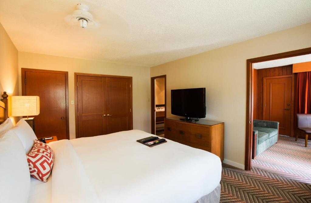 Fairmont Jasper Park Lodge - Salle De King De Luxe De Premier