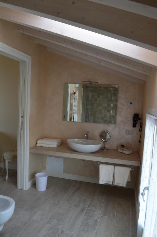 Łazienka w obiekcie B&B La Fiaba