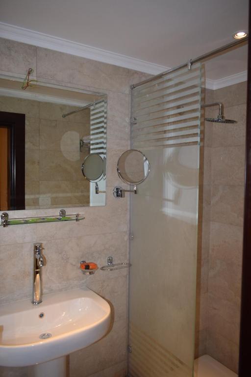 Koupelna v ubytování Omar El Khayam Al Minya Hotel