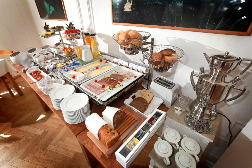 Hotel Fresena im Dammtorpalais - Resim 18