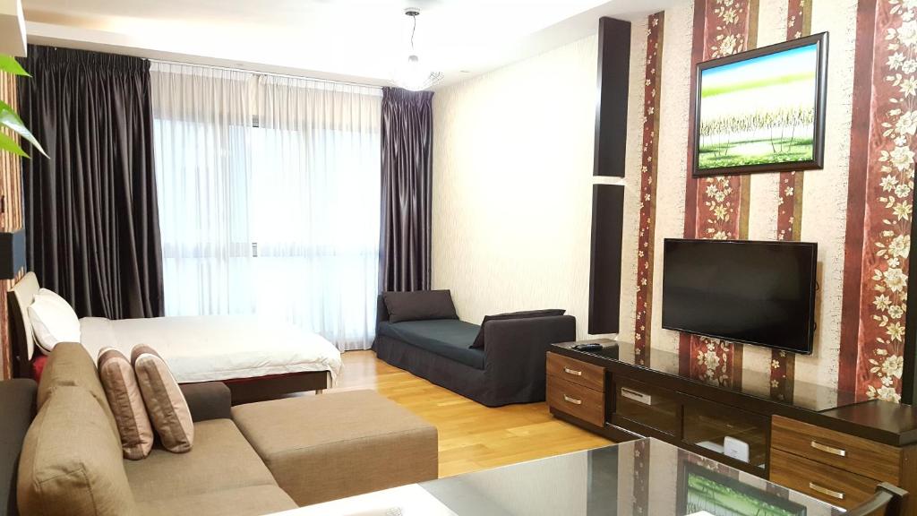 BEST KL City View at Regalia Residence - Deluxe Studio Apartment (Non Smoking)