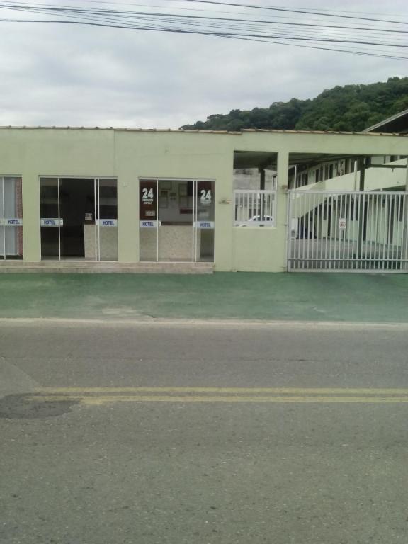  Hotel Pousada Guaratuba