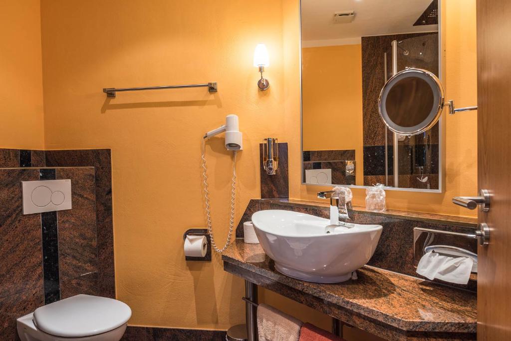 Koupelna v ubytování Hotel Sperling mit E-Ladestation