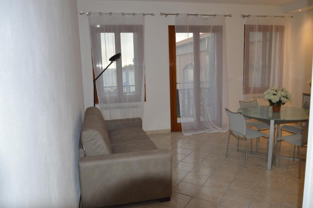 Calle Michelangelo Apartments - 7