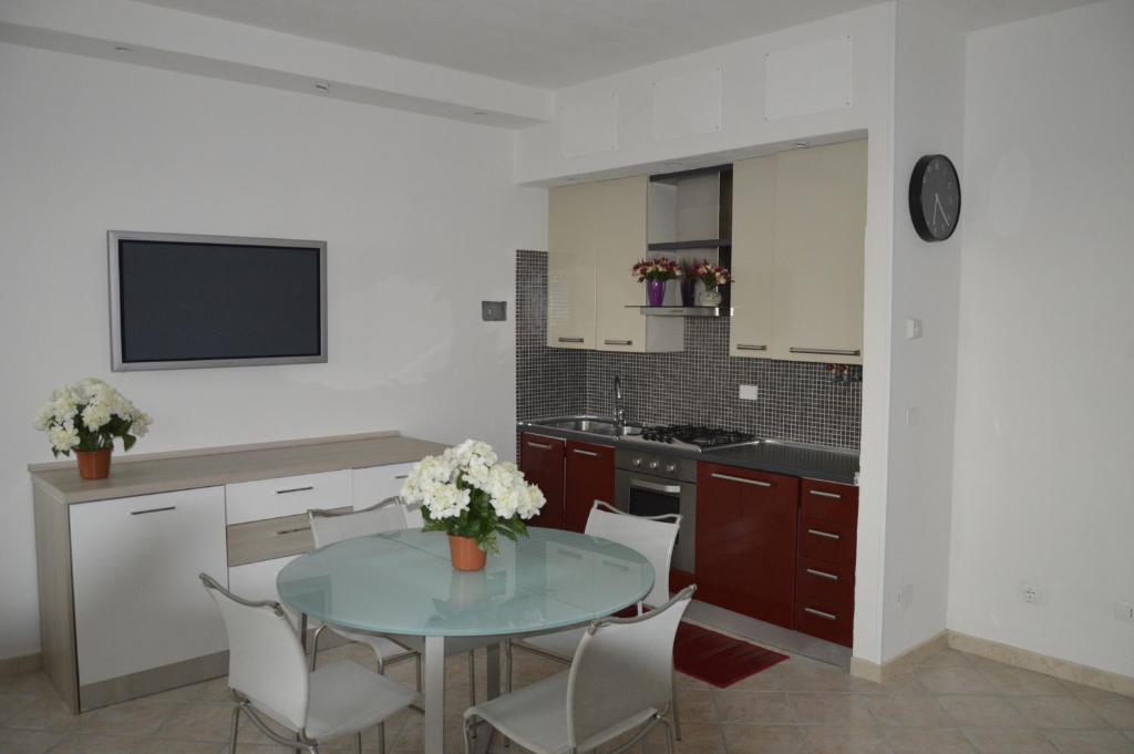 Calle Michelangelo Apartments - 8