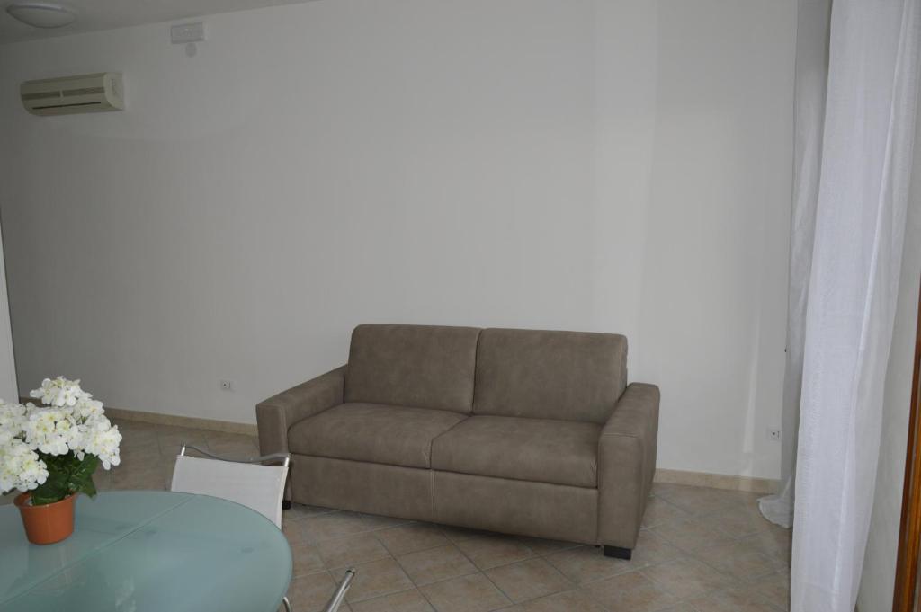 Calle Michelangelo Apartments - 13