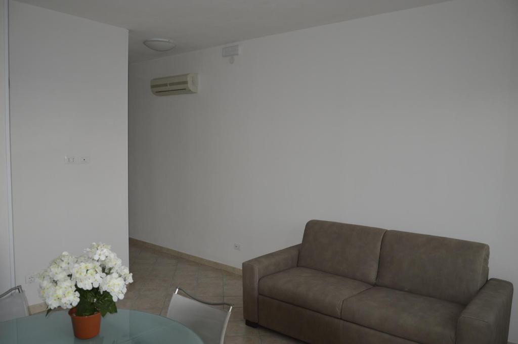 Calle Michelangelo Apartments - 14