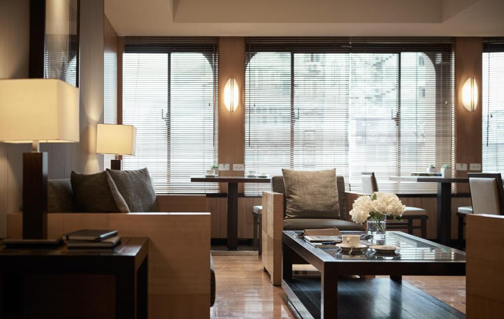 Posezení v ubytování Royal Inn Taipei Nanxi - MRT Zhongshan Station