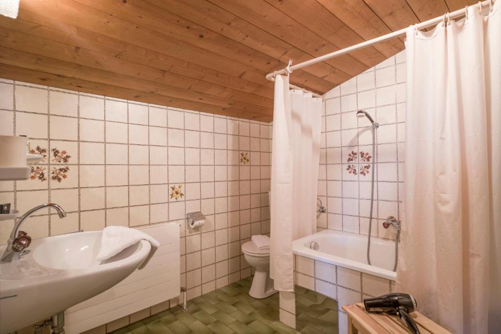 Koupelna v ubytování Haus Central