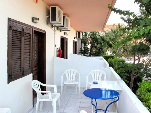 Balkón nebo terasa v ubytování Skentos Hotel