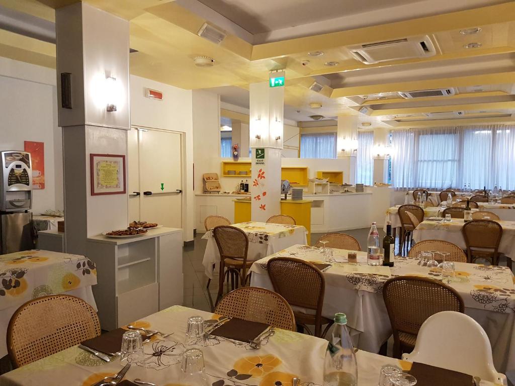 Restaurace v ubytování Hotel Desire'