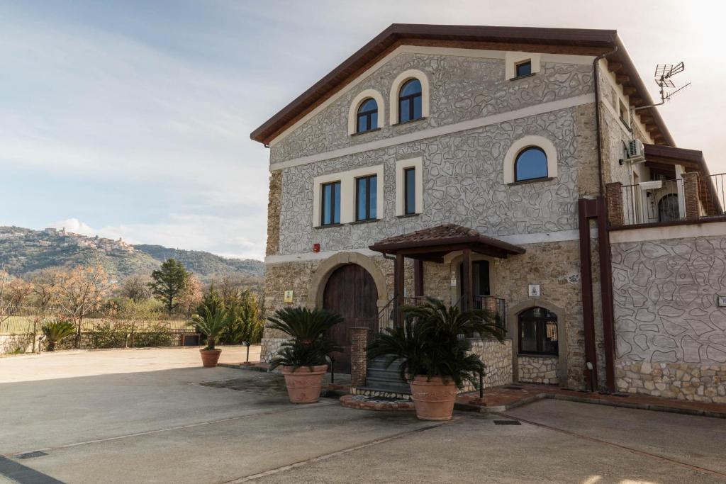Villa con vistas a las montañas en Tenuta Ferrara en Altavilla Silentina