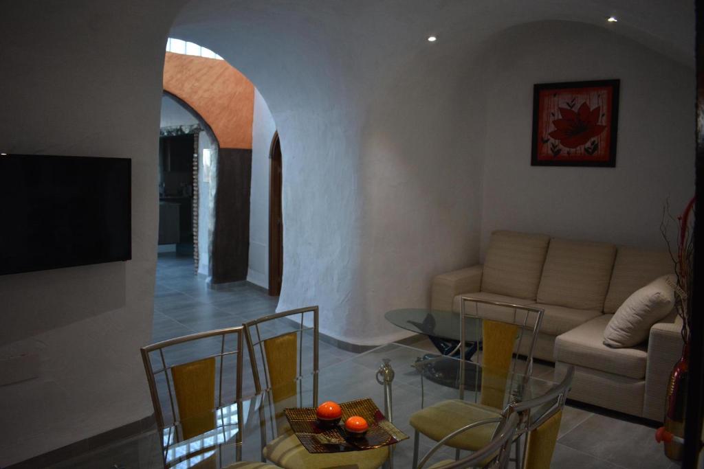 Posezení v ubytování Casas Cuevas El Mirador con piscina y barbacoa