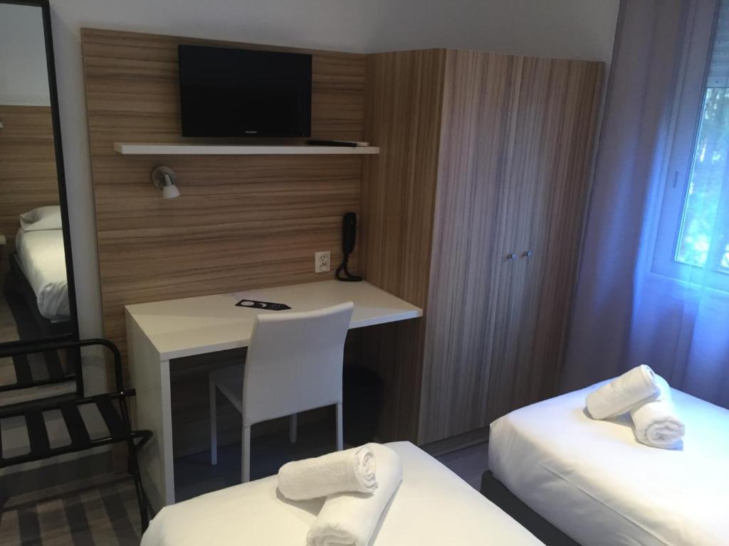 L'Oasis Hotel - Ekonomik İki Yataklı Oda 10m2