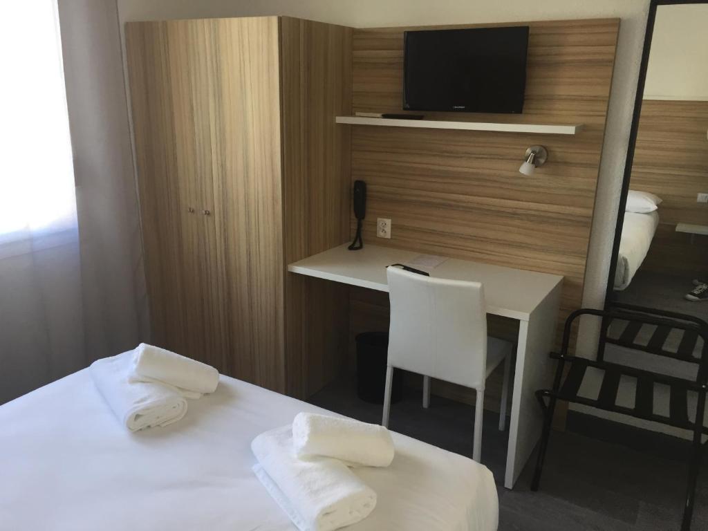 L'Oasis Hotel - Ekonomik Çift Kişilik Oda 10 M2