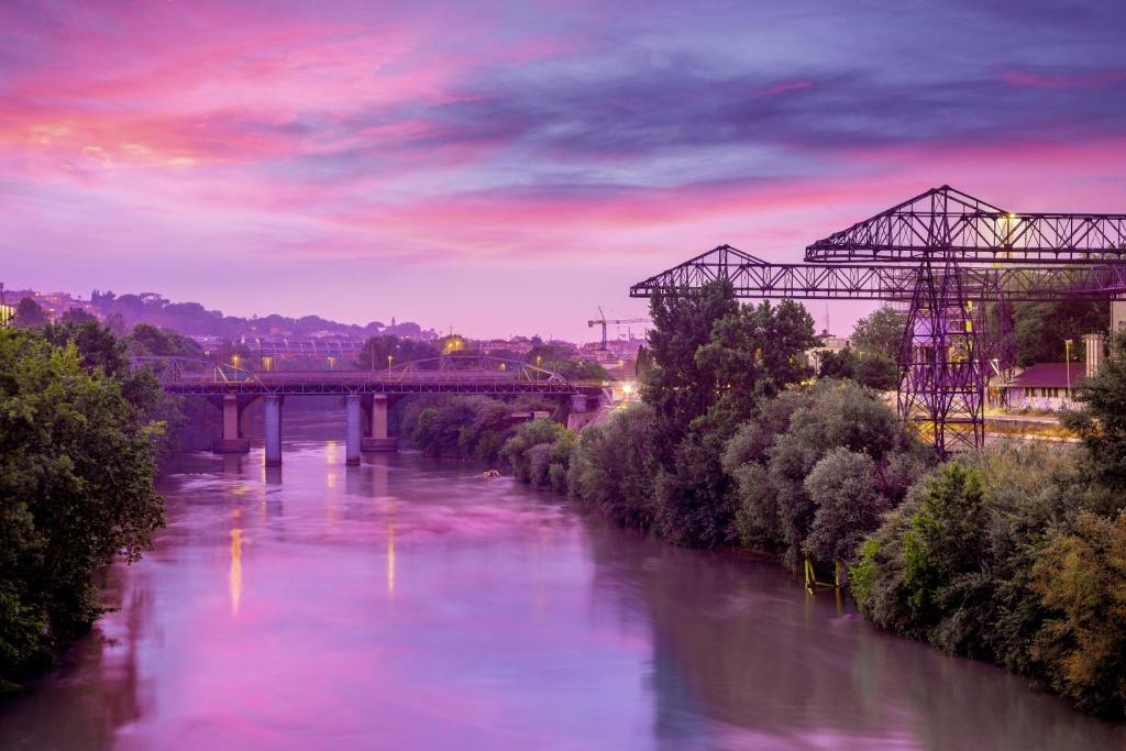 Radio Hotel - Resim 32