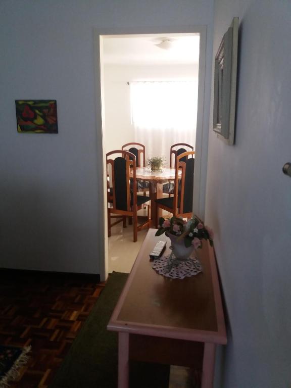  CASA rua CARLOS BENATO