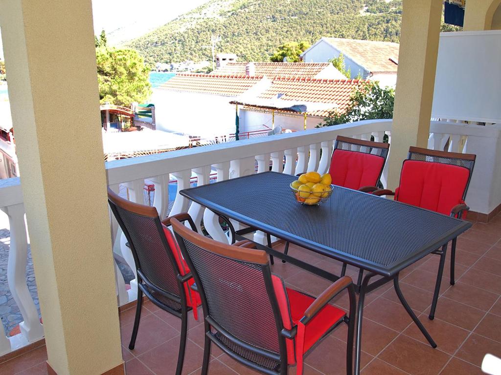 Příroda nedaleko apartmánu