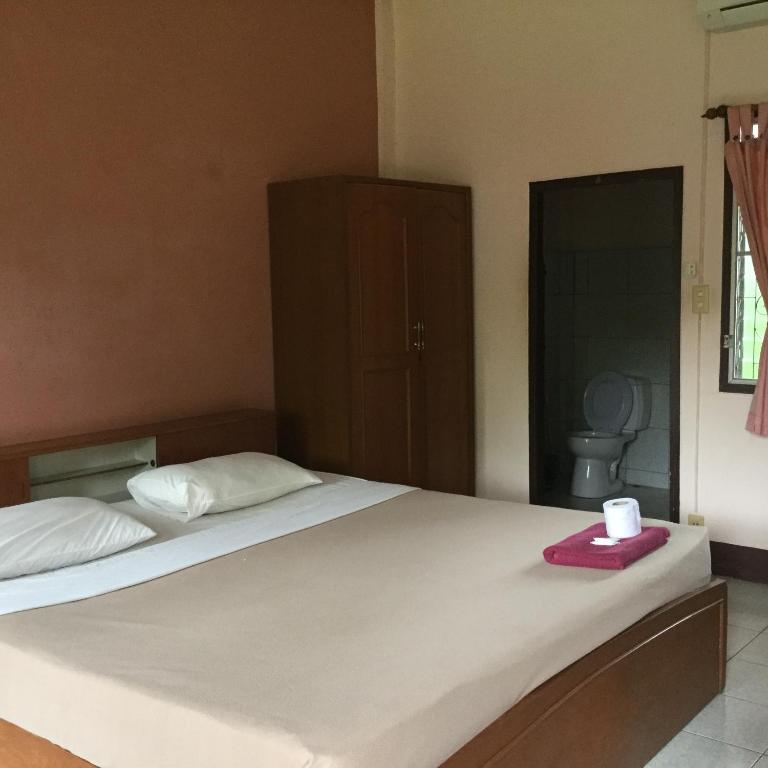 Letto o letti in una camera di Baan Bua Guest House