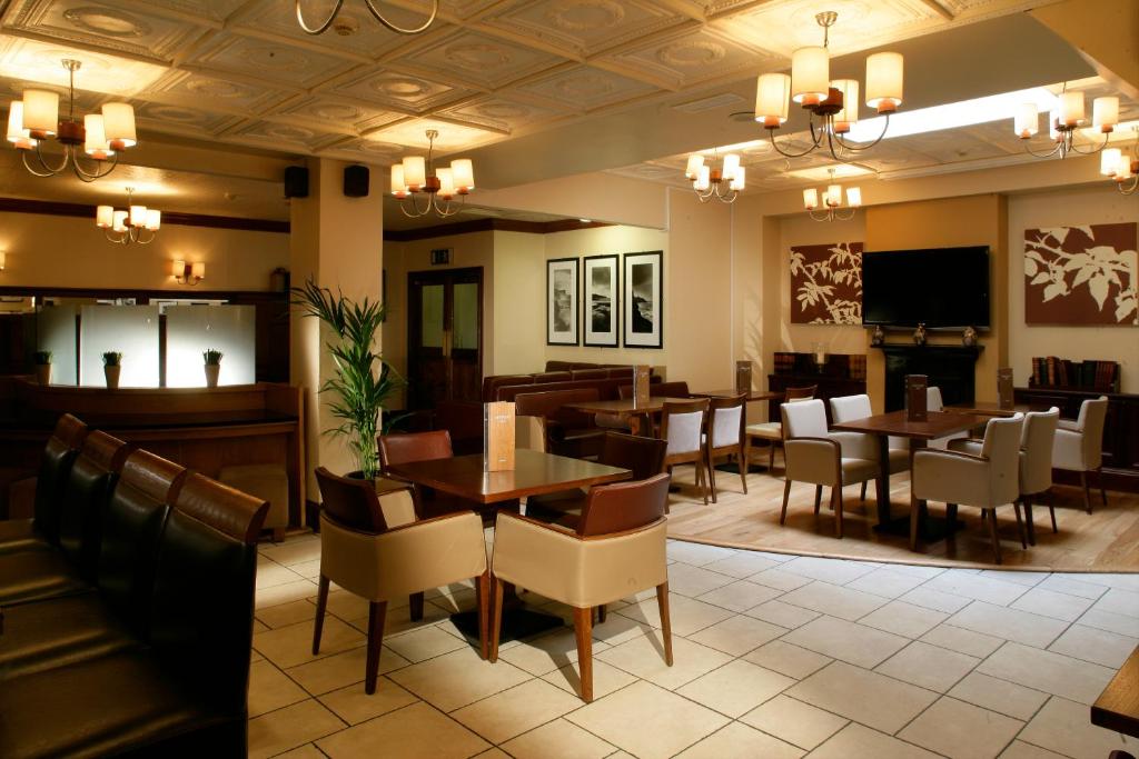 Posezení v ubytování Cassidys Hotel