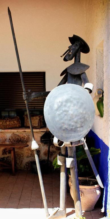 Fotografie z fotogalerie ubytování Casa Rural Santa Elena v destinaci Villafranca de los Caballeros