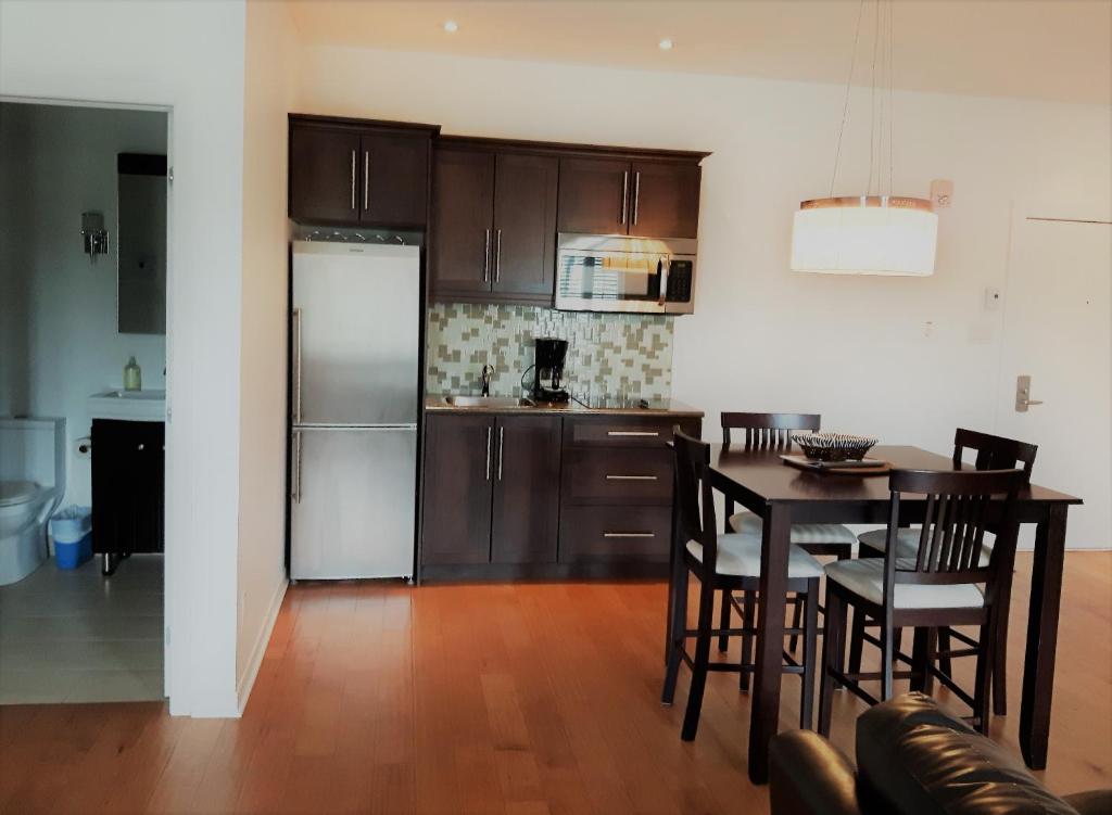 Kuchyň nebo kuchyňský kout v ubytování Condos Vacances Orford