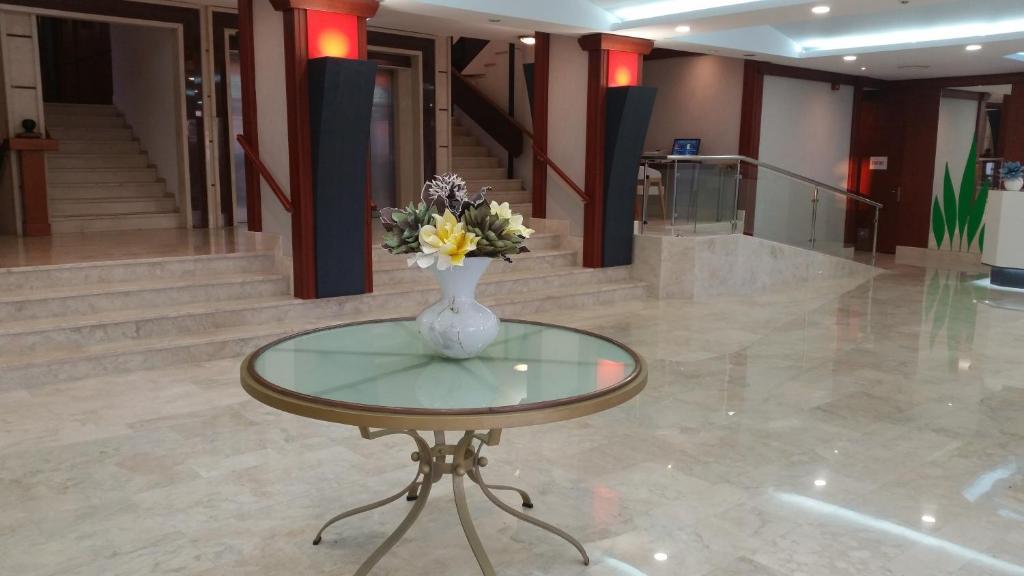 Hol lub recepcja w obiekcie Belair Beach Hotel