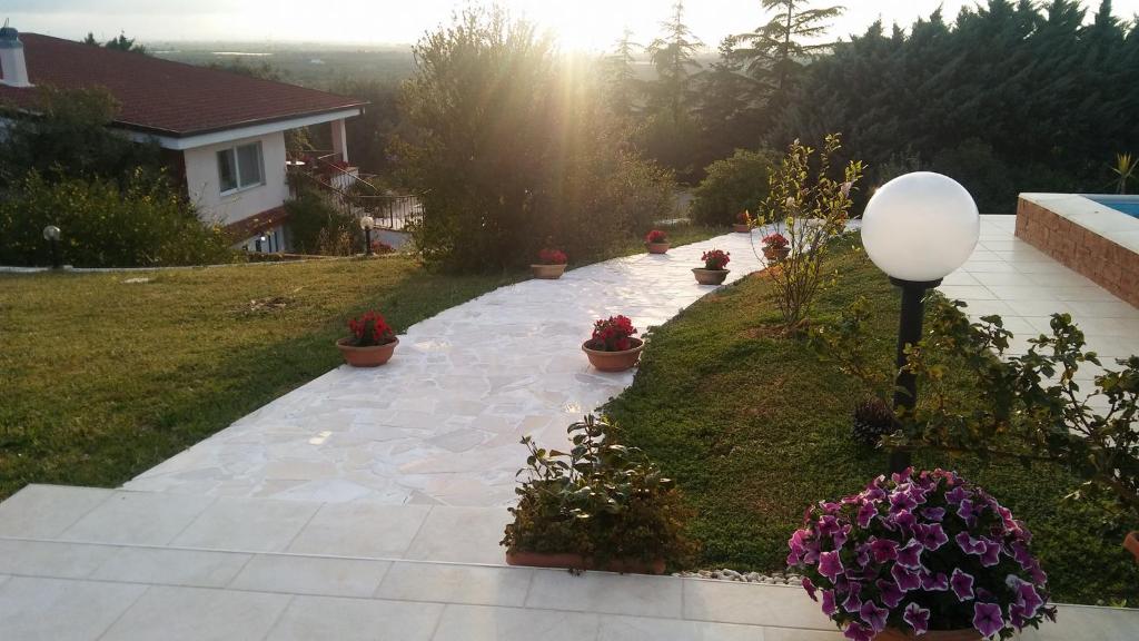 Zahrada ubytování B&B Villa Lena