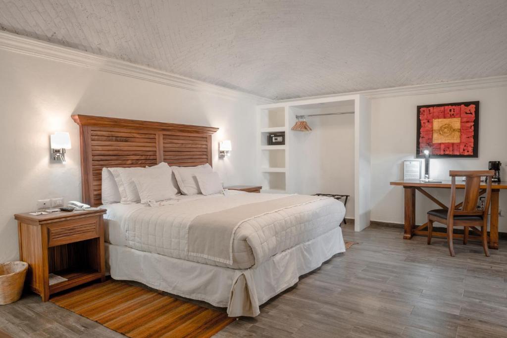 Postel nebo postele na pokoji v ubytování Hotel La Morada