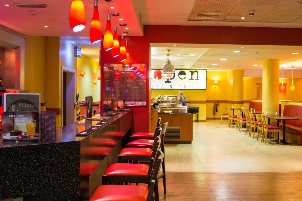 Restaurace v ubytování Ibis Lagos Airport