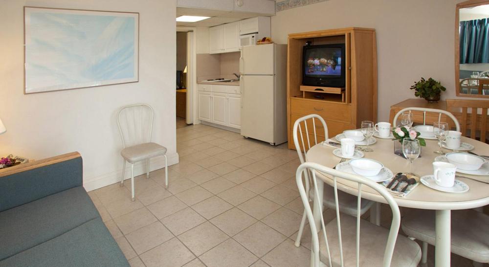 Lotus Inn photo