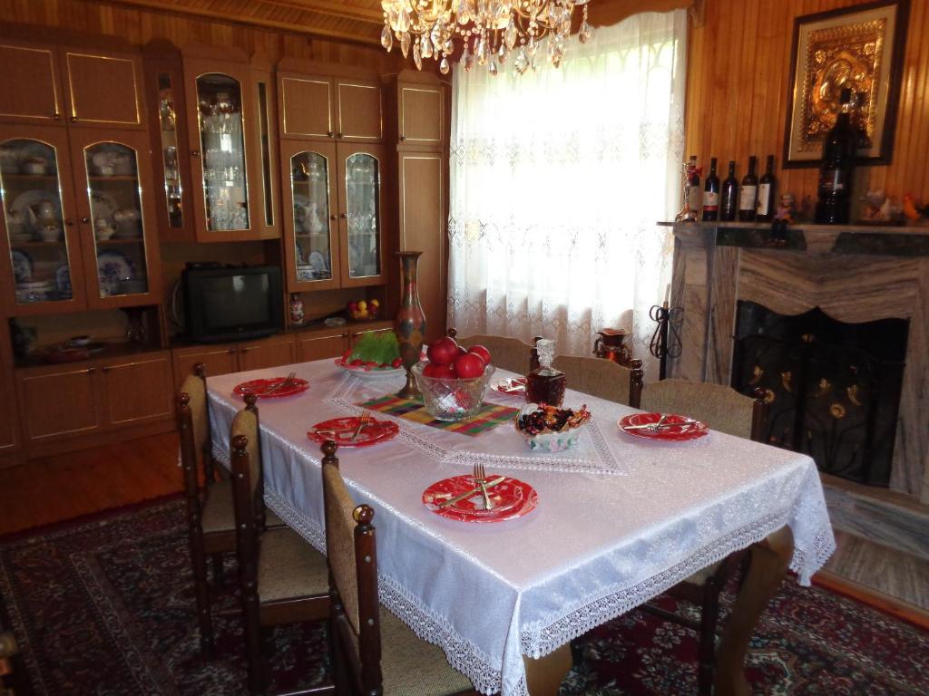 Nápoje v ubytování Guest House Levan II Dadiani