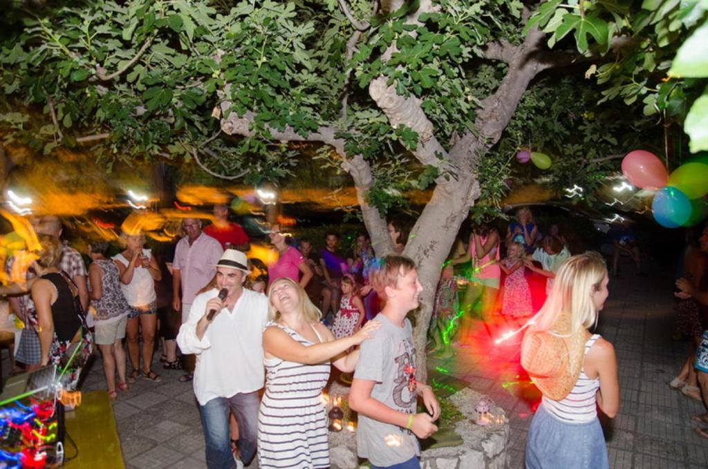 Hostia v ubytovaní Apartment Bonaca Klek