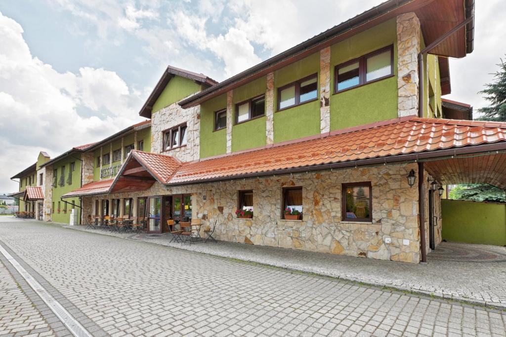 Budova, kde se penzion – hostinec nachází