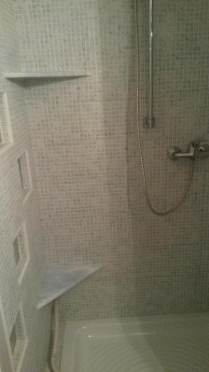A bathroom at Loft 13- Suite 13 Struttura il Giglio