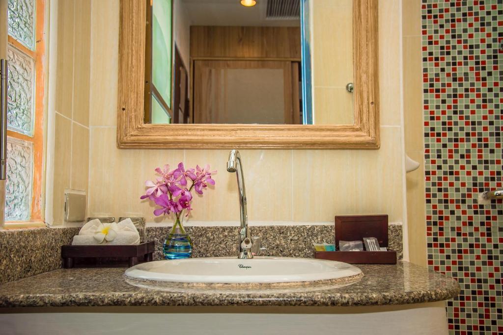 Koupelna v ubytování Aochalong Villa Resort & Spa - SHA Plus