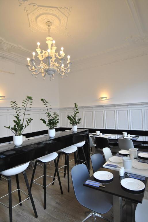 Restaurace v ubytování Hotel Cristall - Frankfurt City