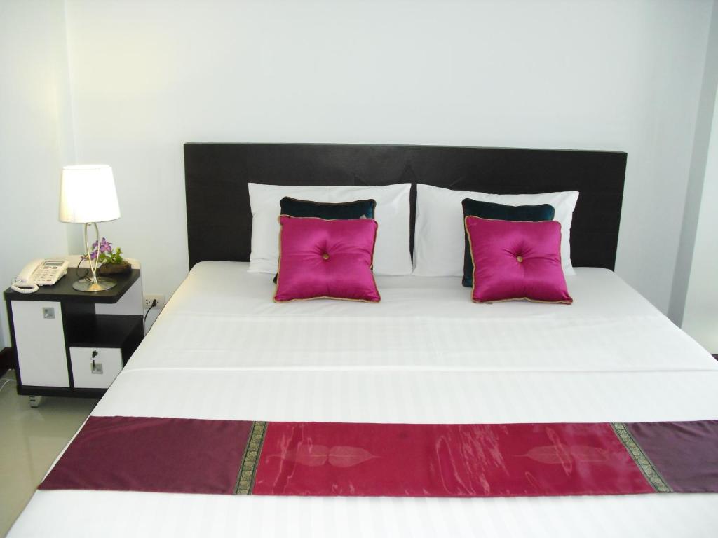 Raya Rawai Place - Chambre Double De Luxe