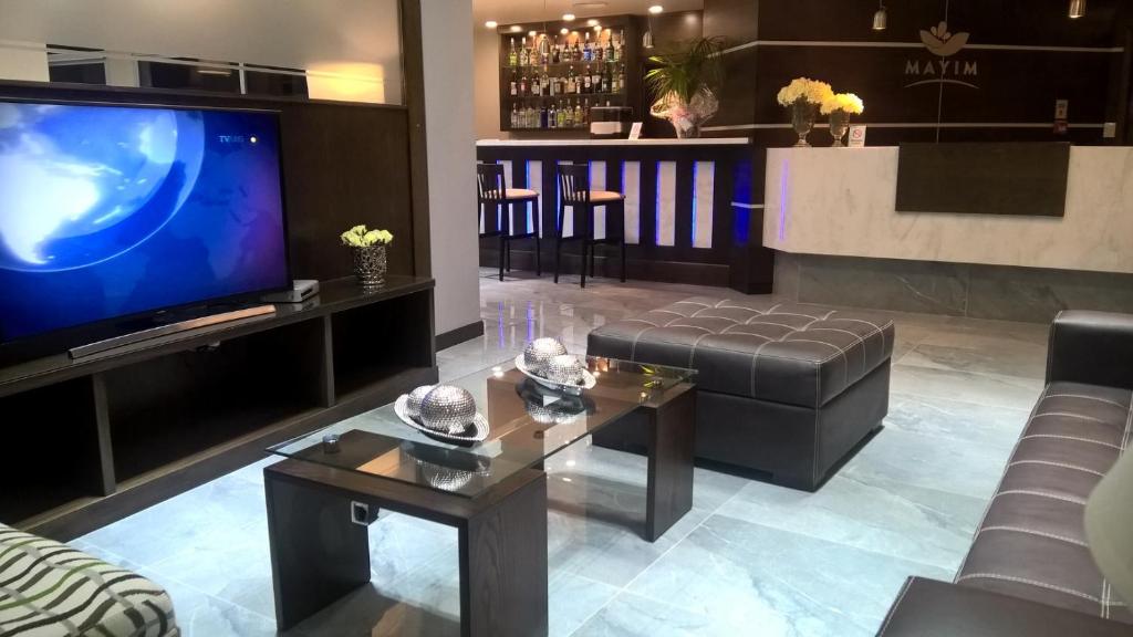 TV a/nebo společenská místnost v ubytování Mayim Hotel Termal & Spa