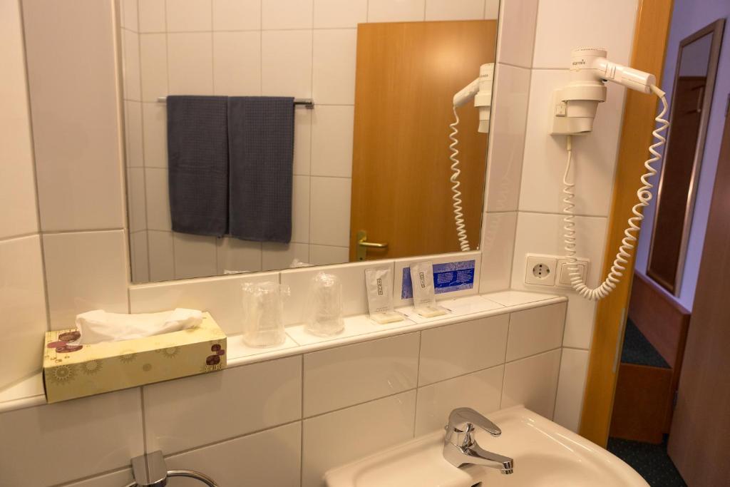 Hotel Zur Eisenbahn - Habitación Doble Confort