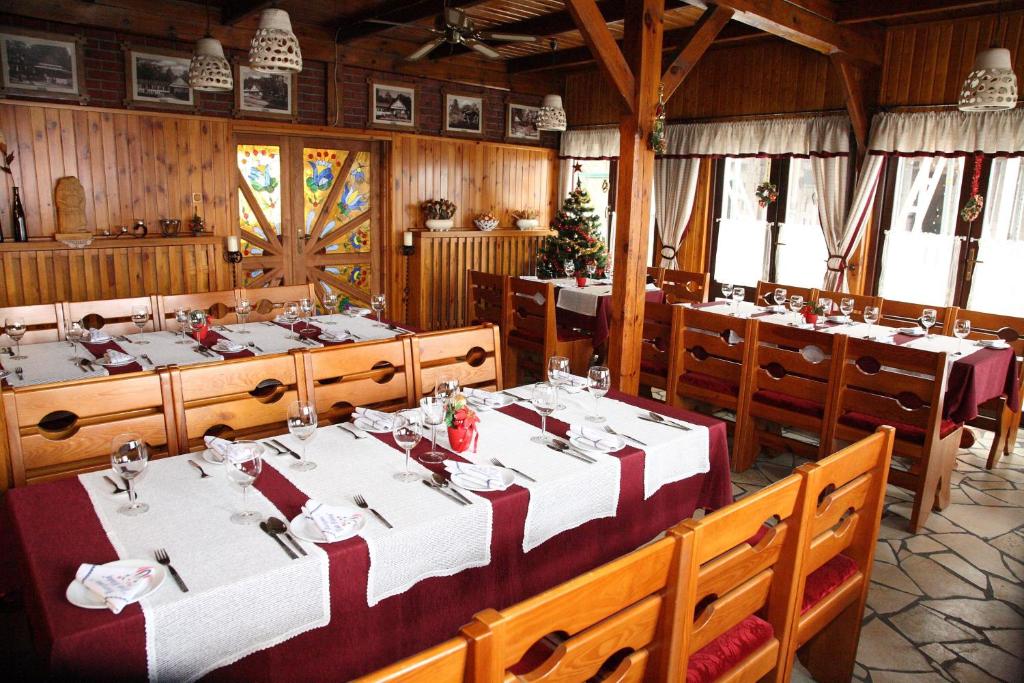 Restaurace v ubytování Hotel Pod Kluką
