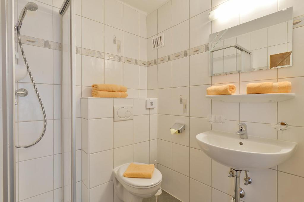 Koupelna v ubytování Gästehaus Knunbauer