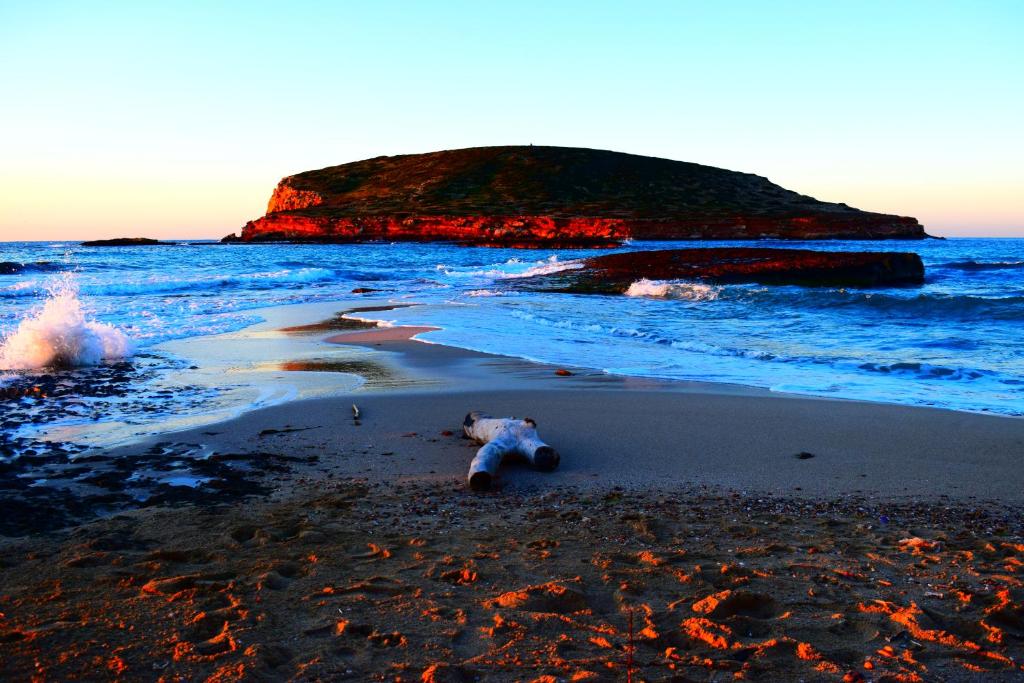 Hostal Horizonte, San Antonio – Updated 2023 Prices