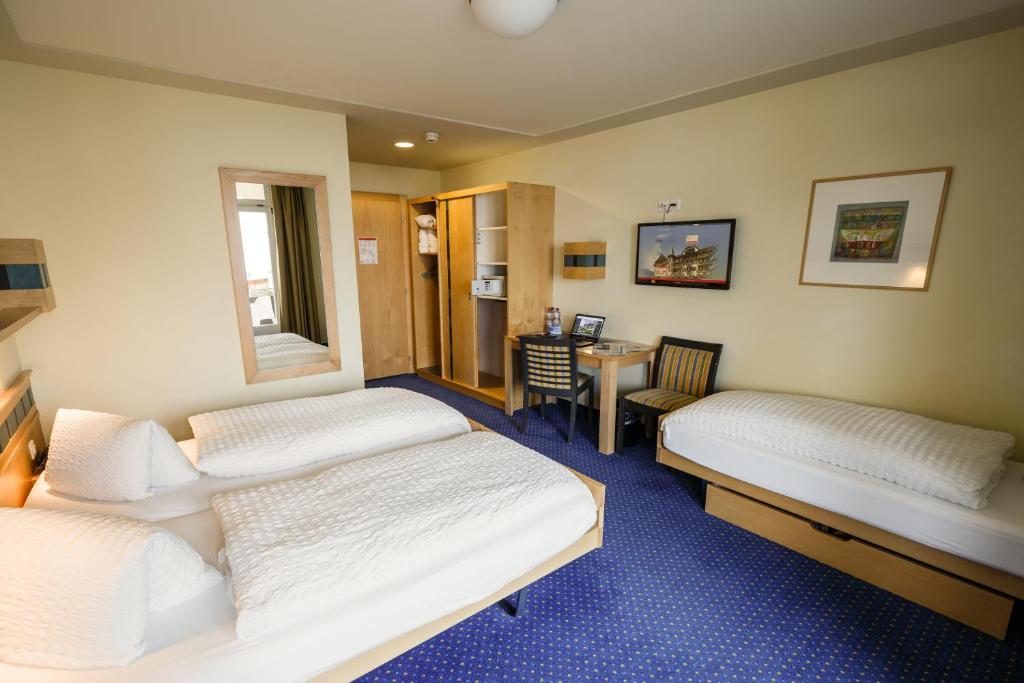 Hotel Victoria Lauberhorn Wengen, a Faern Collection Hotel photo