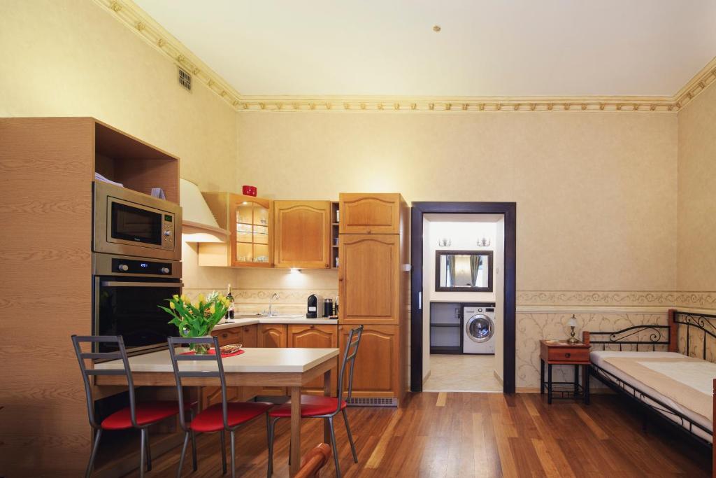 Calliope Apartments - 16