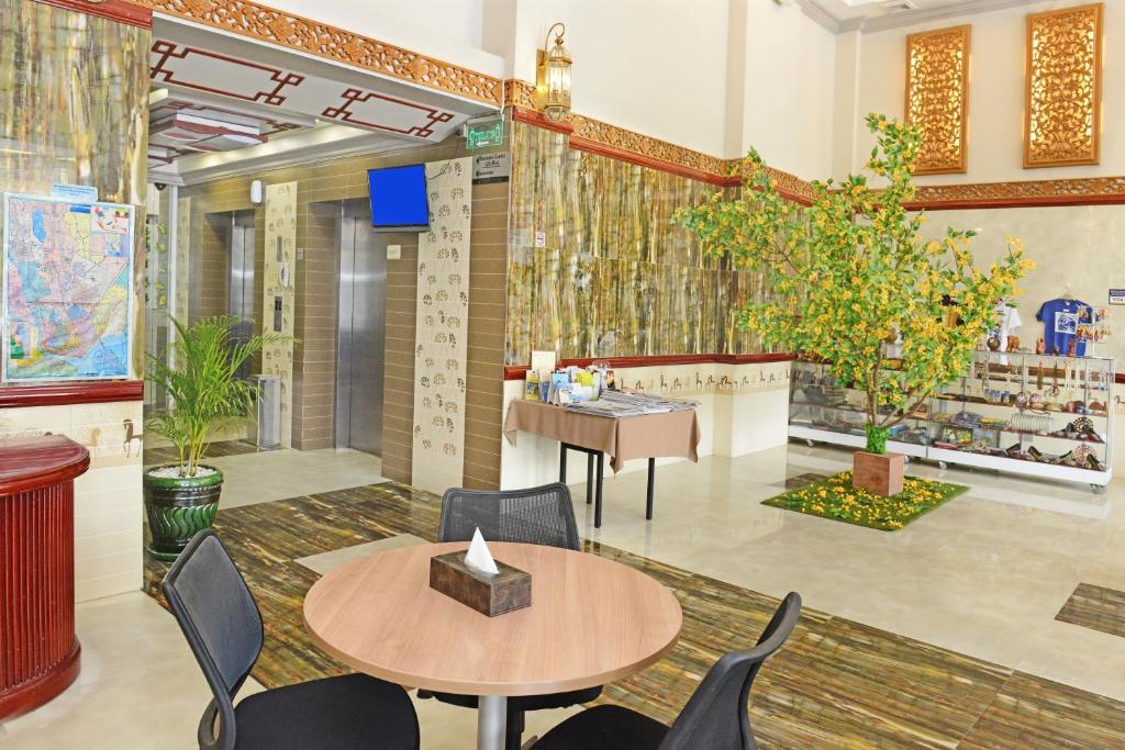 Posezení v ubytování Hotel Grand United - Ahlone Branch
