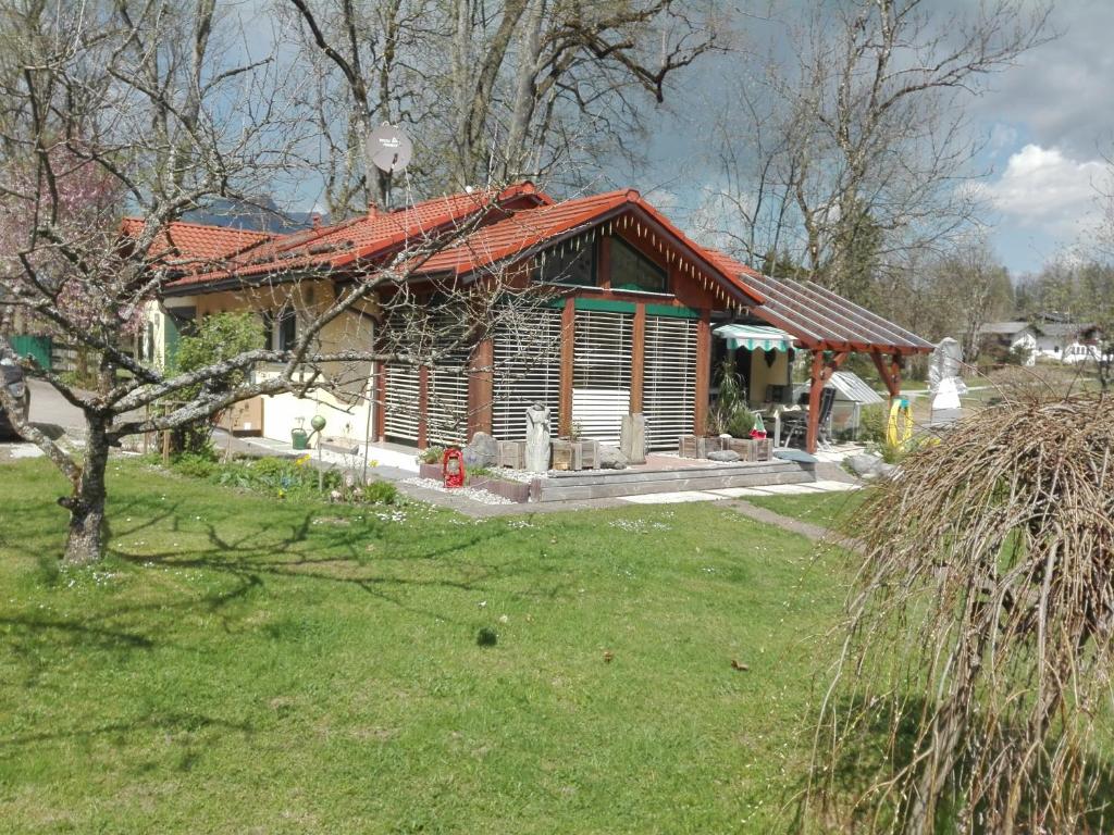 Gallery image of Ferienhaus Hanni's Lindenhäusl Schönau in Schönau am Königssee