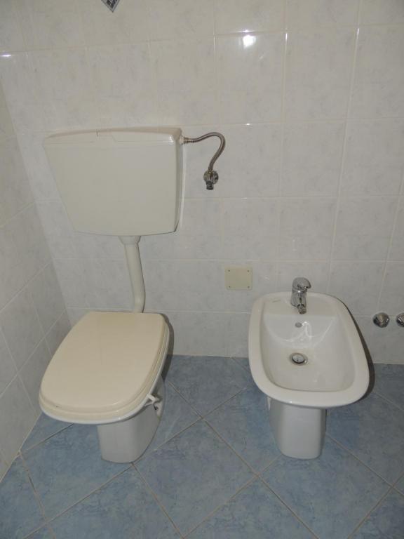Koupelna v ubytování Lesjakova Domačija