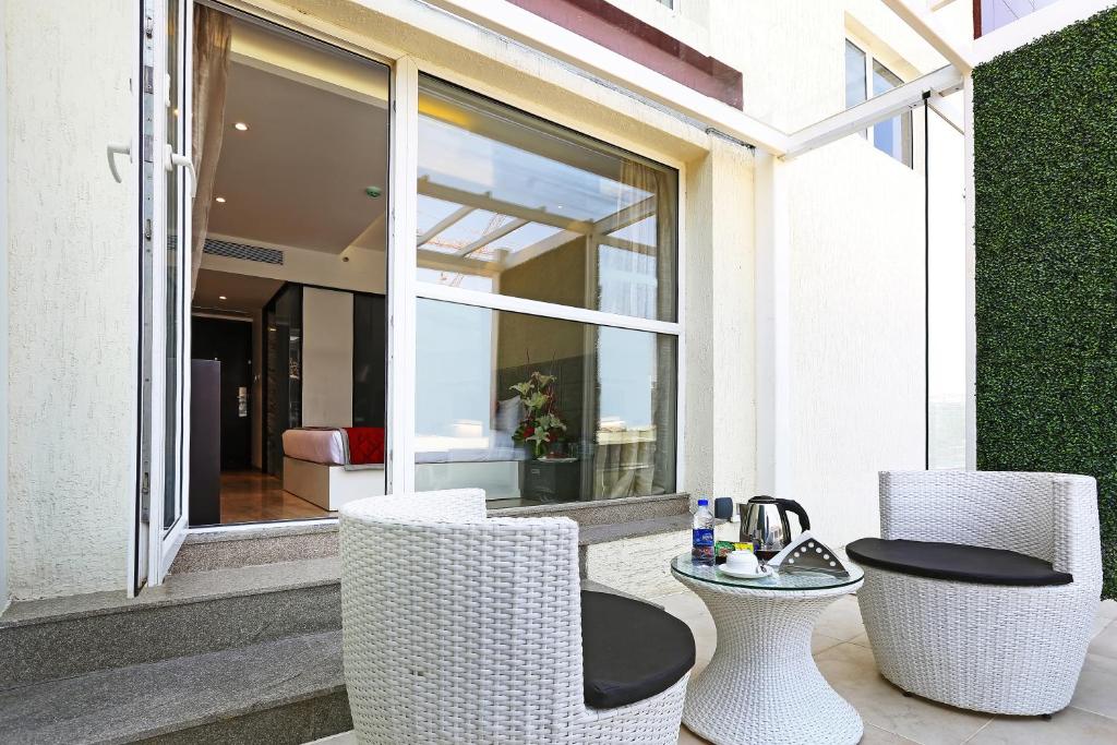 Bhagini Icon Premier Hotel - Club Double Room