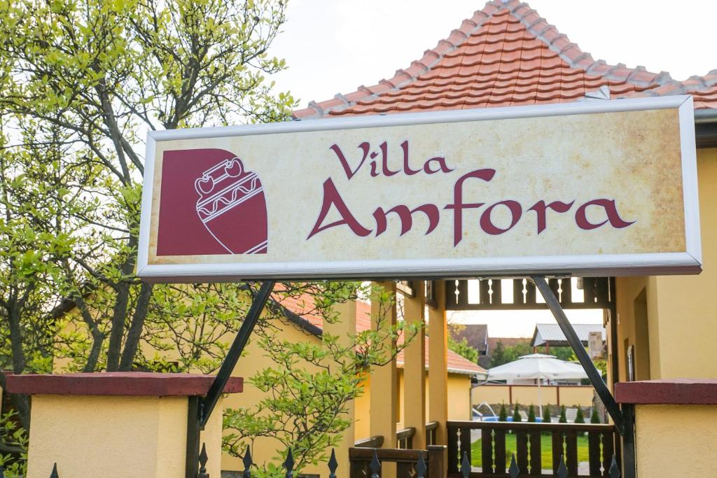 Certifikát, hodnocení, plakát nebo jiný dokument vystavený v ubytování Amfora